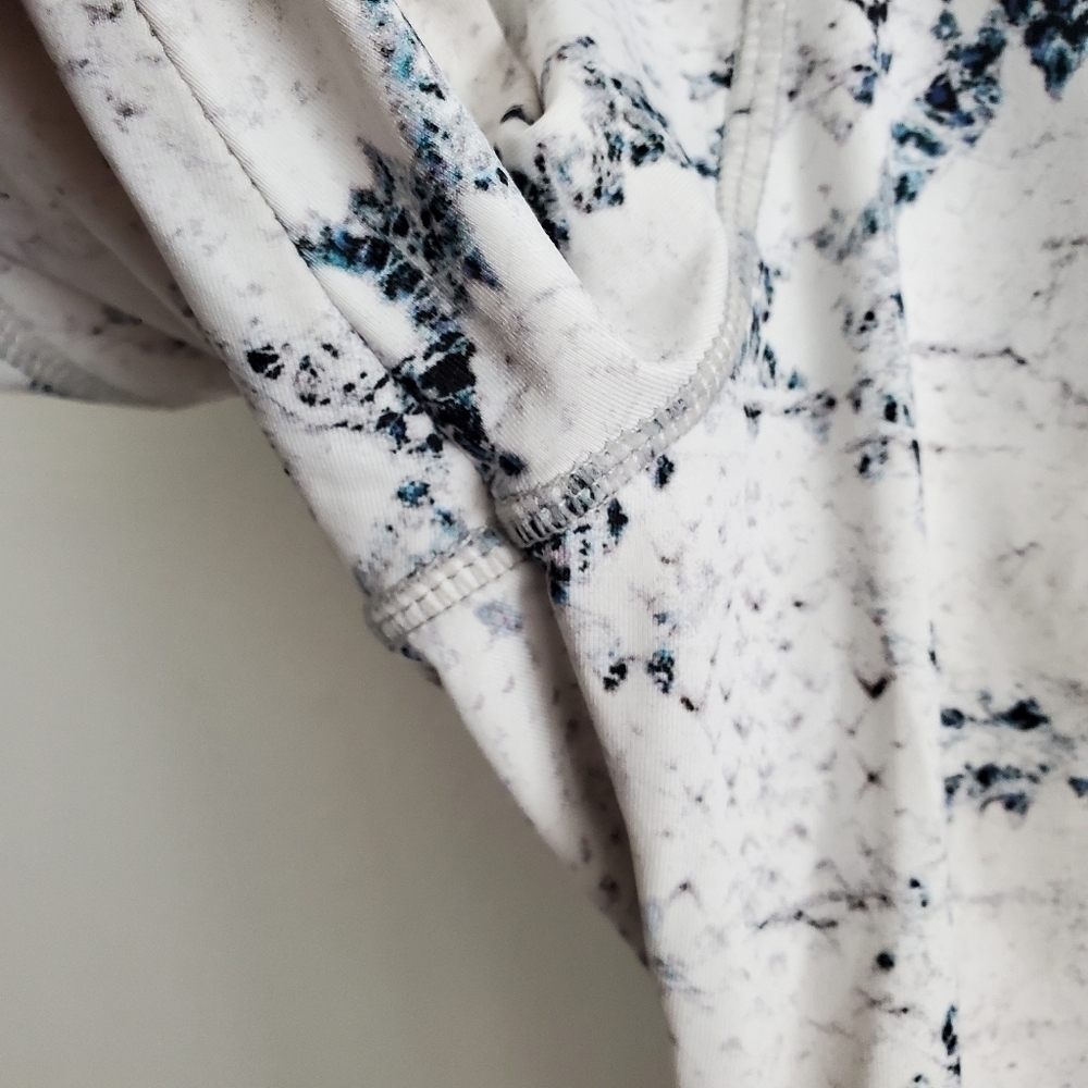 Varley Duncan White Snake Print Athletic Leggings - Picture 7 of 10
